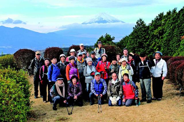 画像: 箱根峠付近からの眺望