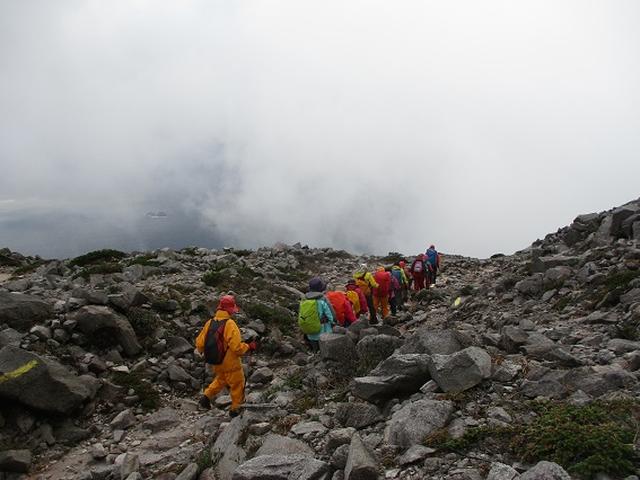 画像2: 先日12月11日より山旅会 「神津島」 ツアーに いってまいりました!