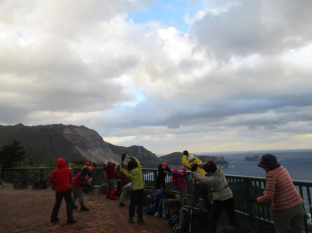 画像1: 12月11日より山旅会 「神津島」 ツアーに いってまいりました!