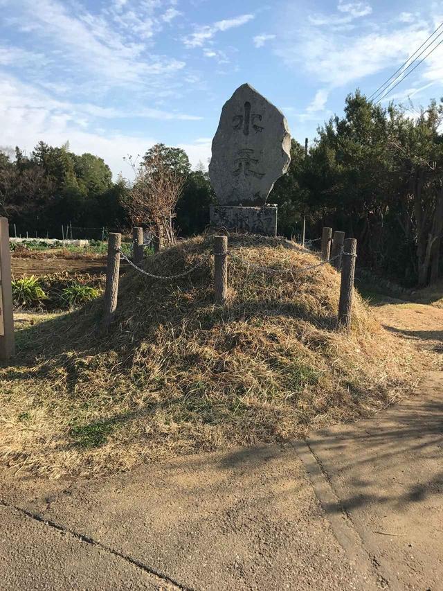 画像: 隣に看板で説明がありましたが、1文字も読みませんでした。