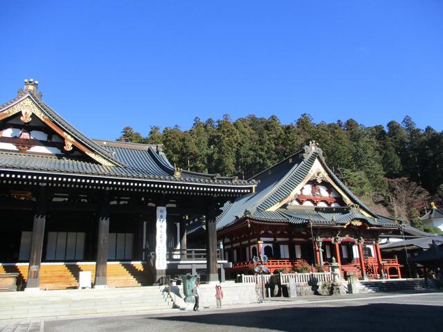 画像2: 先日12月17日に岡田ガイドのコースで山旅会 「身延山」 ツアーにいってまいりました!