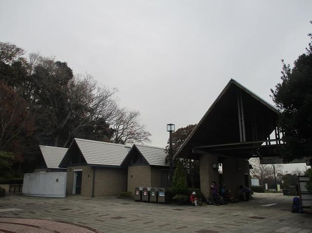 画像2: 先日12月22日に山旅会現地集合 「能見堂緑地から天園」 ツアーにいってまいりました!