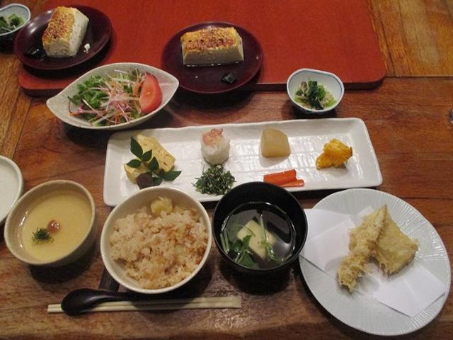 画像10: 先日12月21日に岡田ガイドのコースで 「高尾山」 へ行ってきました!
