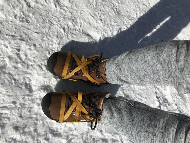 画像: 6本爪アイゼン装着♪