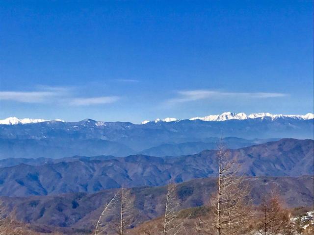 画像: 乗鞍岳(左)と槍・穂高連峰(右)