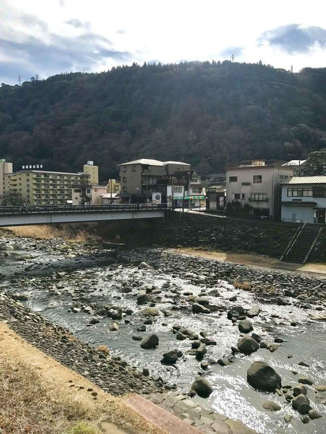 画像1: ロマンスカーの終点「箱根湯本駅」からスタート