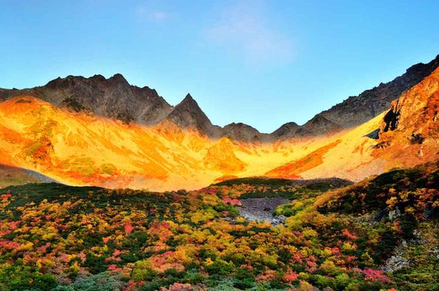 画像: 寸光刺す涸沢