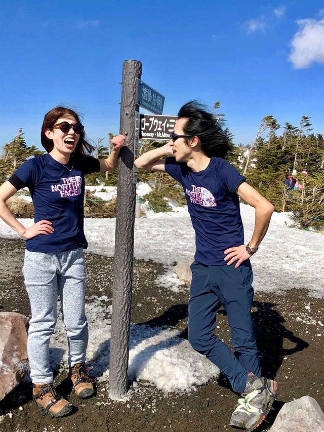 画像: まさかのオソロいTシャツ。爆笑。