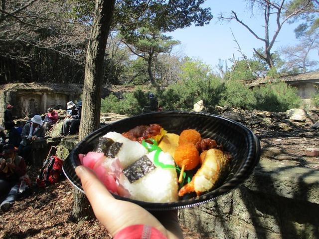 画像9: 対馬ツアー3日目は青空気持ち良い、 金田城山 へ行きました!