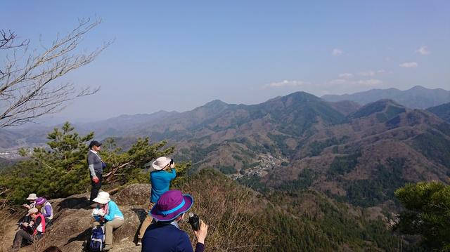 画像7: 4月6日に宮下ガイドと富岳十二景シリーズで 久鬼山 へ行ってきました♪