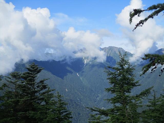 画像12: 来年夏のツアーの素材を探して南アルプスの 鳳凰三山 を歩いてきました♪