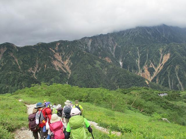 画像10: 8月13日から岡田ガイドのコースで 「ゆっくり歩く鏡平と弓折岳」 に行ってきました!