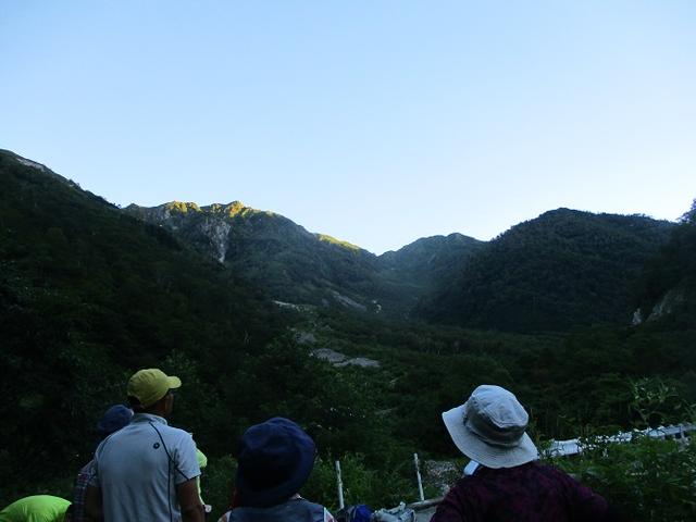 画像3: 8月13日から岡田ガイドのコースで 「ゆっくり歩く鏡平と弓折岳」 に行ってきました!