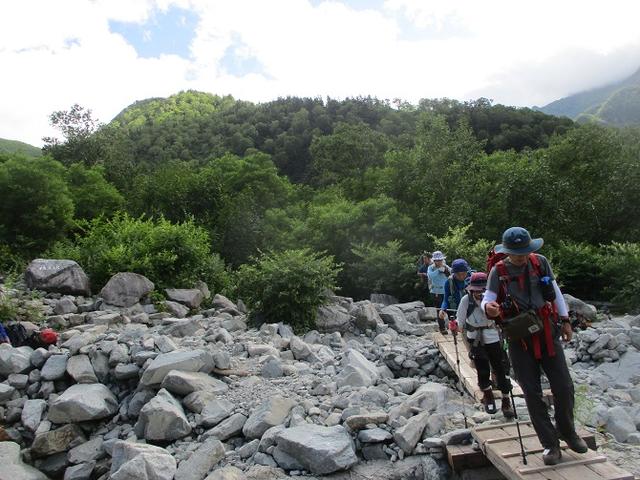 画像7: 8月13日から岡田ガイドのコースで 「ゆっくり歩く鏡平と弓折岳」 に行ってきました!
