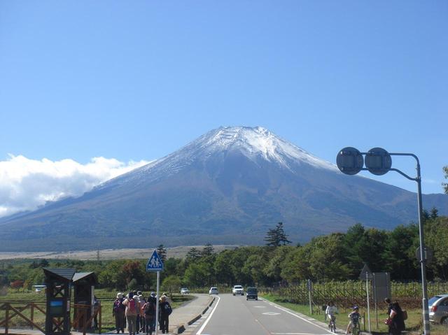 画像1: 様々な富士山の表情を楽しめるのがツアーの醍醐味です♪
