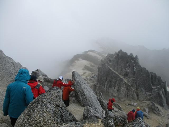 画像1: 9月17日より山旅会 「燕岳」 ツアーに行ってきました!