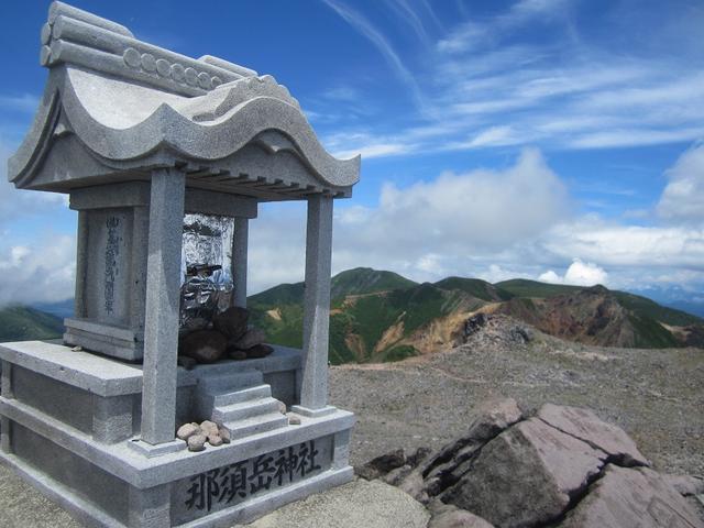 画像3: 10月10日から山旅会 「那須茶臼岳と姥ヶ平」 ツアーにいってきました!