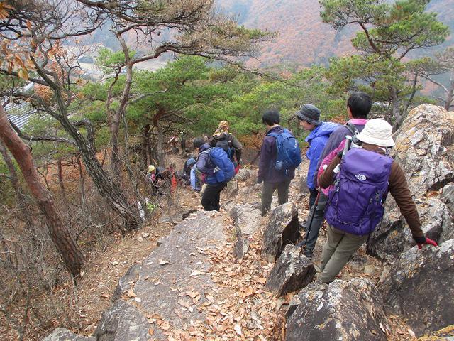画像9: 12月10日に山旅会 深高山から石尊山 ツアーに行ってきました!