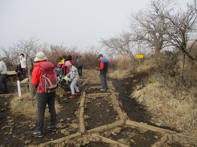 画像1: 山旅会ツアー1月までの催行状況のご案内です!