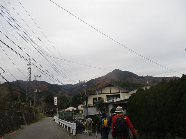 画像1: 12月13日に岡田ガイドのコースで 鐘ヶ岳 へ行ってきました♪