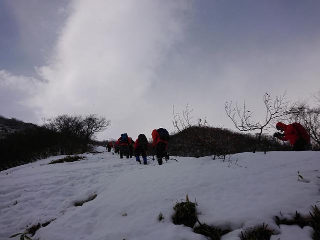 画像1: 登山ツアー添乗員の雪山研修にいってきました!