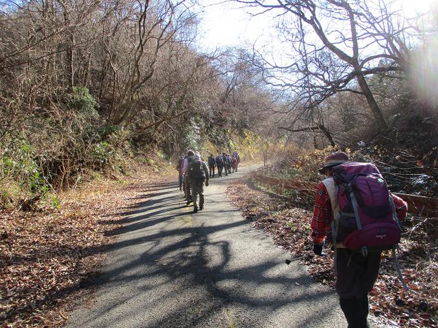画像1: 1月10日に山旅会 神峰山から鞍掛山 ツアーに行ってきました!