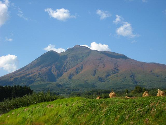 画像: 岩木山