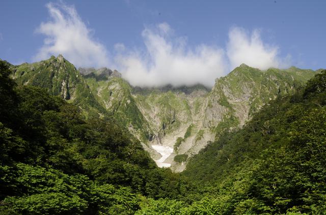 画像: 谷川岳山麓・一ノ倉沢