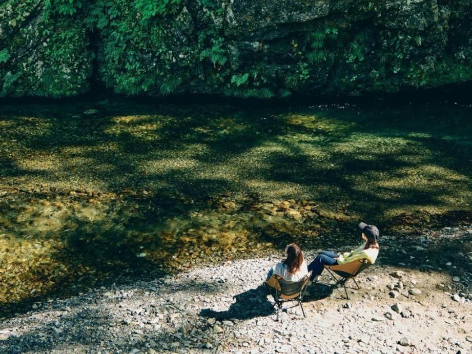 画像2: ＜ハイク入門＞『心と身体をリフレッシュ！秋川渓谷でゆったりとせせらぎを楽しむ秋の森林浴ツアー』【JR武蔵五日市駅集合】｜クラブツーリズム