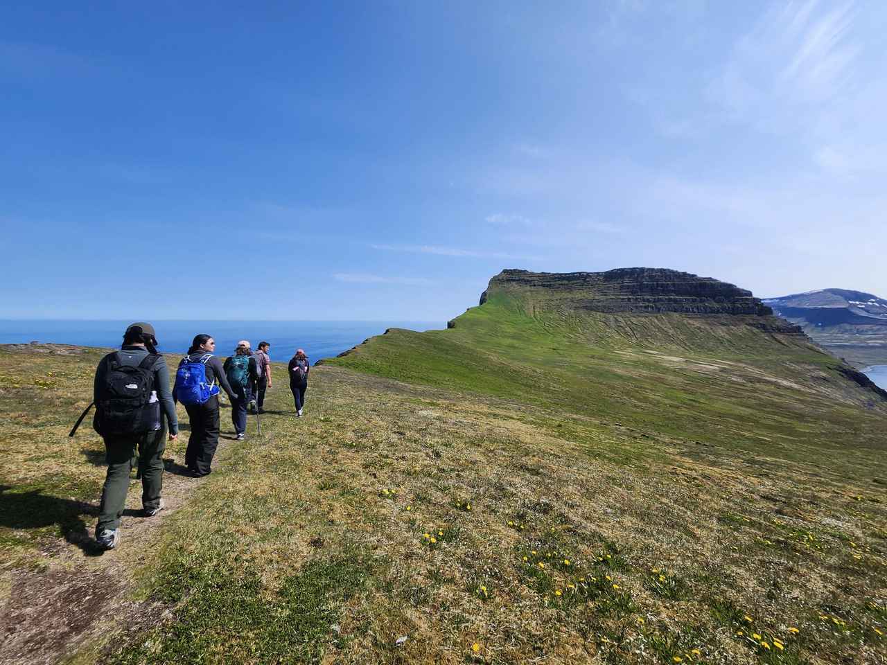 画像2: いよいよホルンストランディル最奥地ハイキングへ！