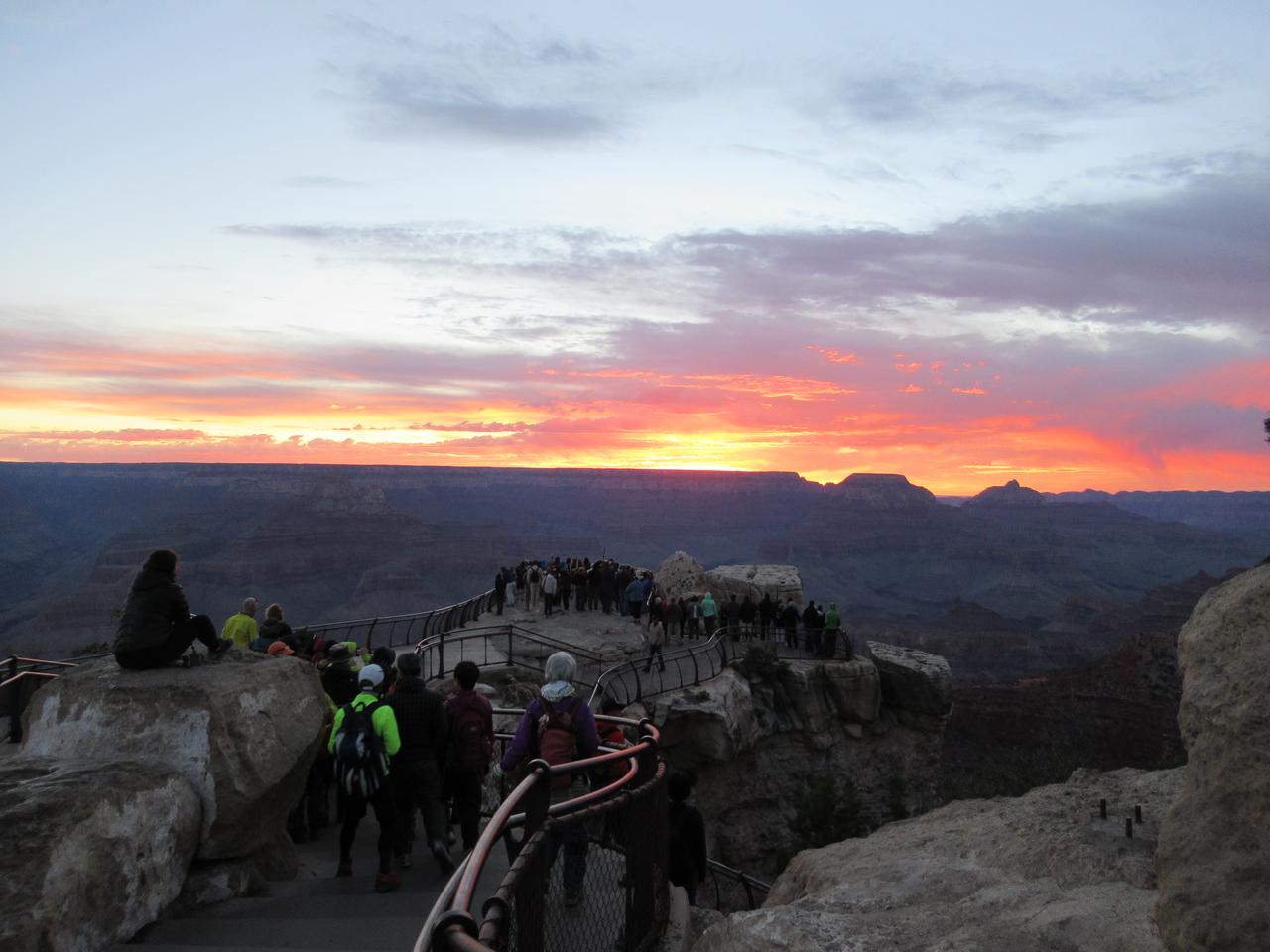 画像: 朝日観賞（イメージ）