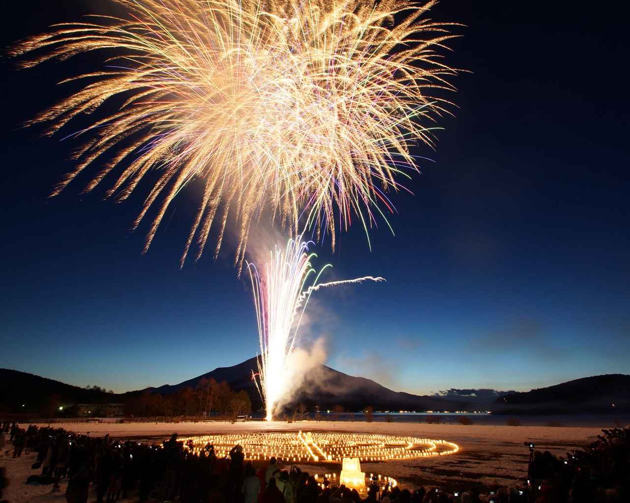 画像: 山中湖冬花火(イメージ)