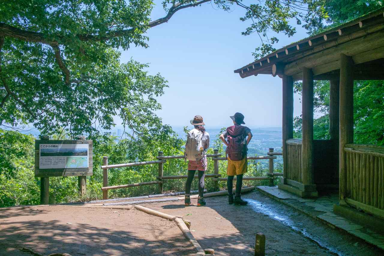 画像: 稲荷山ルート中の見晴らし