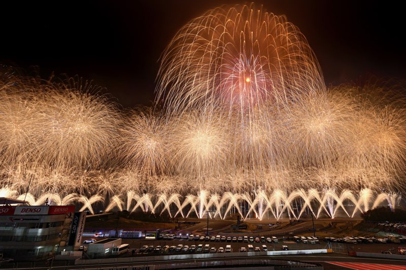 画像: 富士山花火vs富士スピードウェイ2026(イメージ)