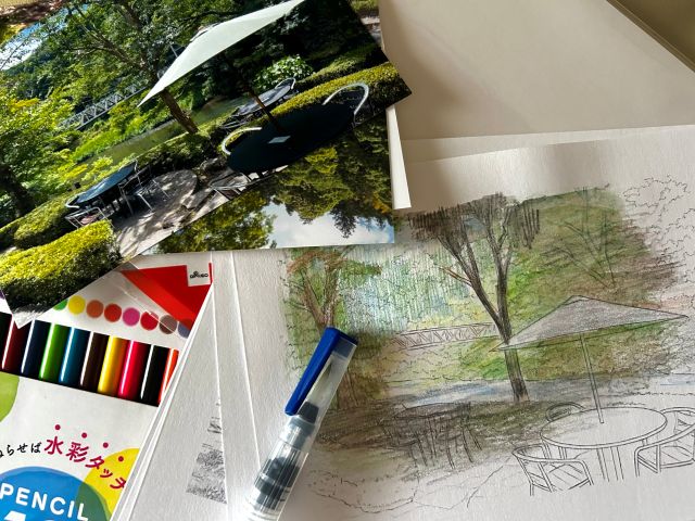 画像: 水ペンと色えんぴつとモノクロのスケッチ画をお渡しします♪