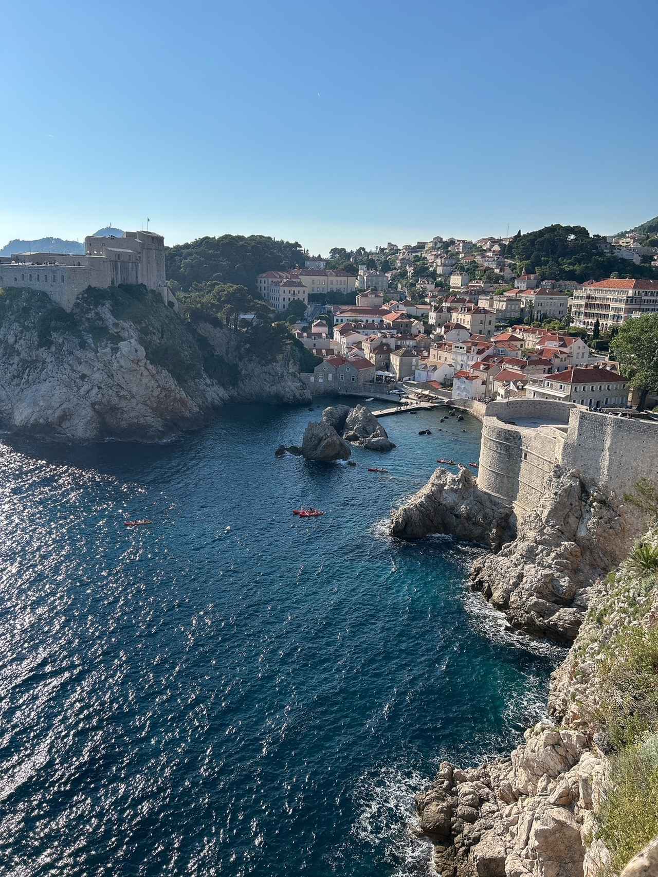 画像19: ＜登山入門＞『連泊でめぐるクロアチア・スロベニア "決定版"じっくり！たっぷり！絶景巡り11日間』のツアー  現地レポート【世界をあるく】