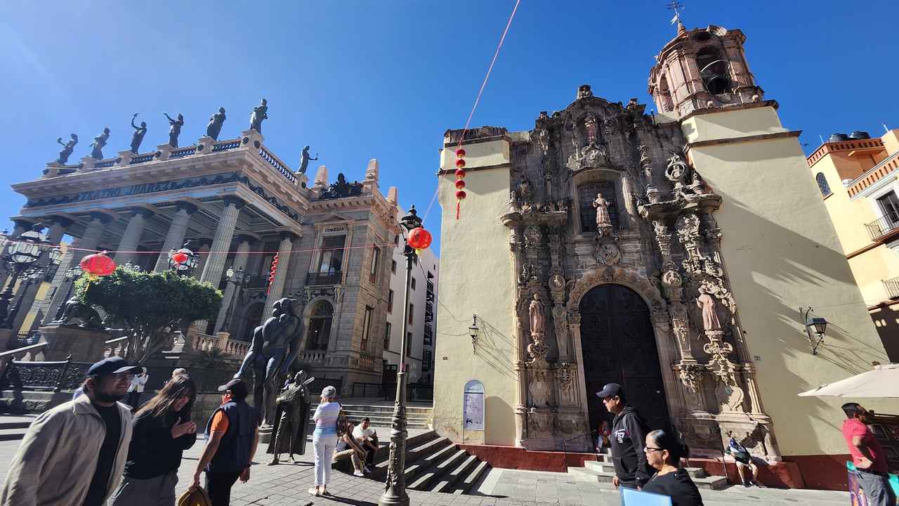 画像2: 【4日目】宝石箱のような色彩の街・グアナファト