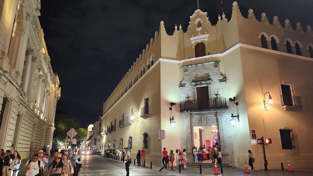 画像3: 【5日目】マヤの優雅な曲線美「ウシュマル遺跡」