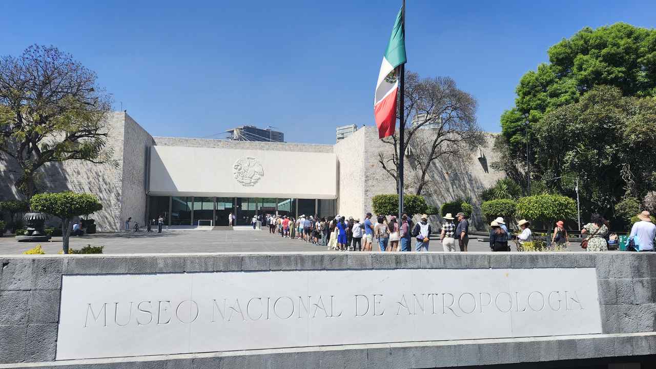 画像2: 【1日目】空路、情熱の国メキシコへ