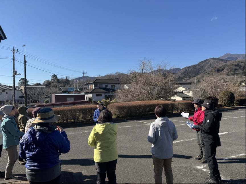 画像: 出発前の講習の様子