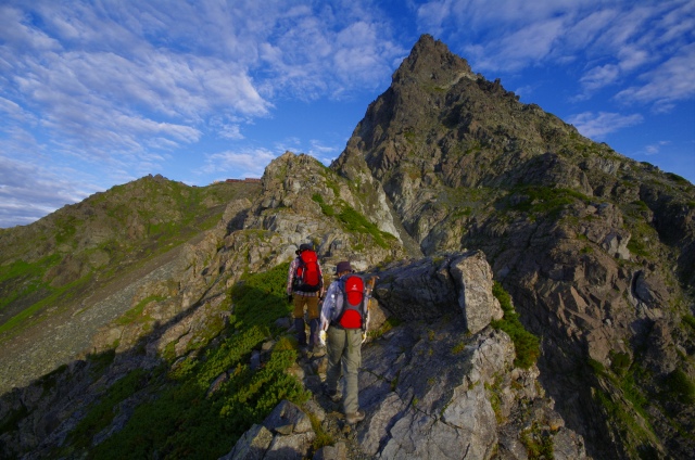 画像: 槍ヶ岳を目指す登山者
