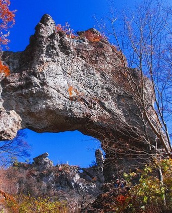画像: 妙義山　第四石門