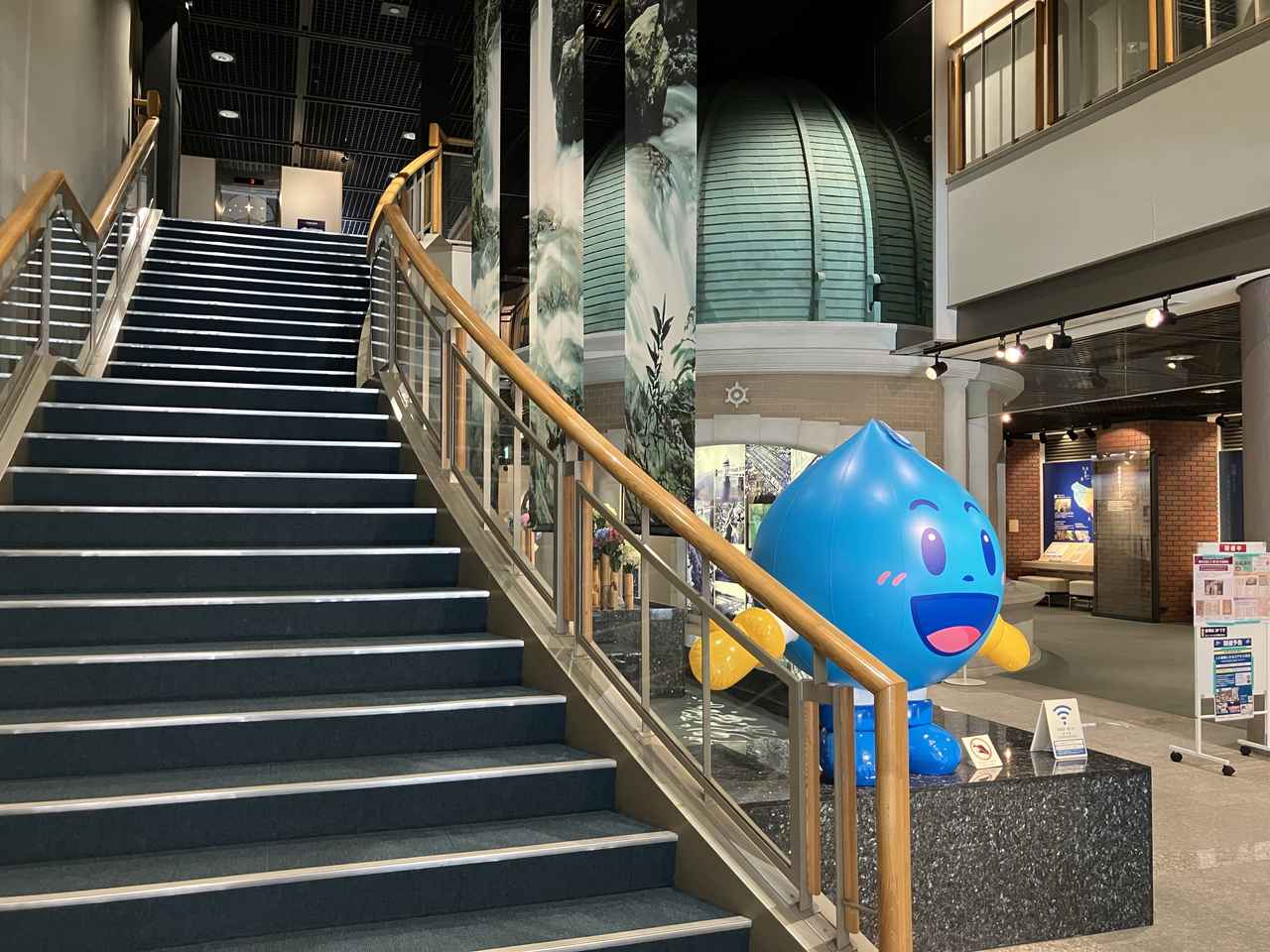 画像3: 【シリーズウォーク】＜あるく・ウォーキング＞　
『季節で巡る日本庭園シリーズ　紅葉に包まれる名園　小石川後楽園さんぽツアー』