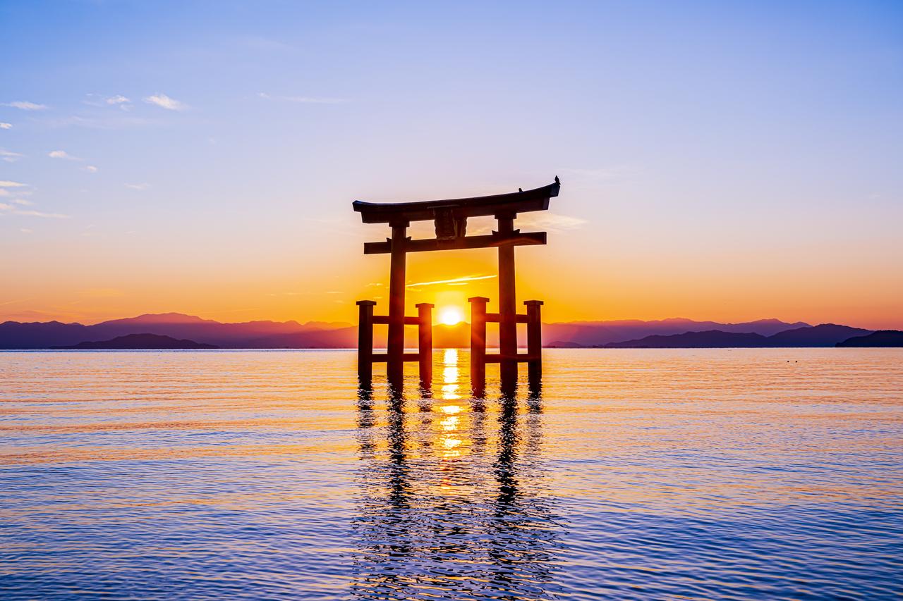 画像: 白鬚神社　写真提供PIXTA