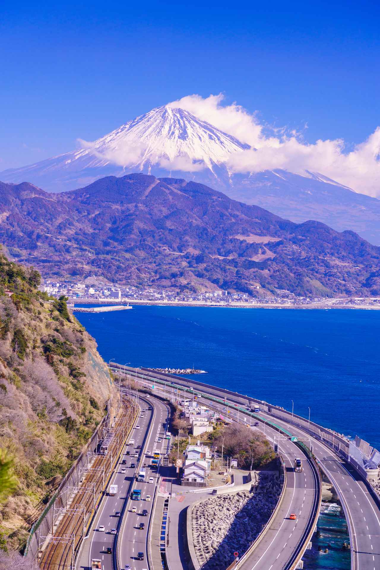 画像: 薩埵峠から見る富士山(イメージ)※写真提供PIXTA