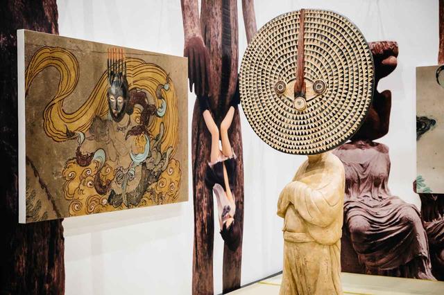画像2: ○第4回:現地集合・解散ツアー ・「クラブツーリズム限定!アートフェア東京2019特別ガイドツアー ~私だけのお気に入りを見つけよう!~」