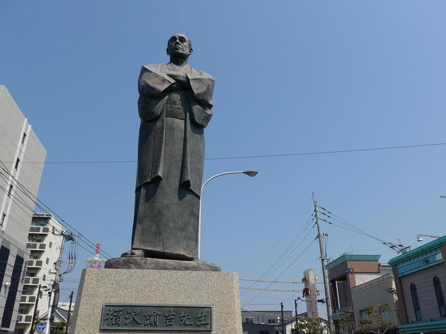 画像: 福沢諭吉像 中津駅前(イメージ)