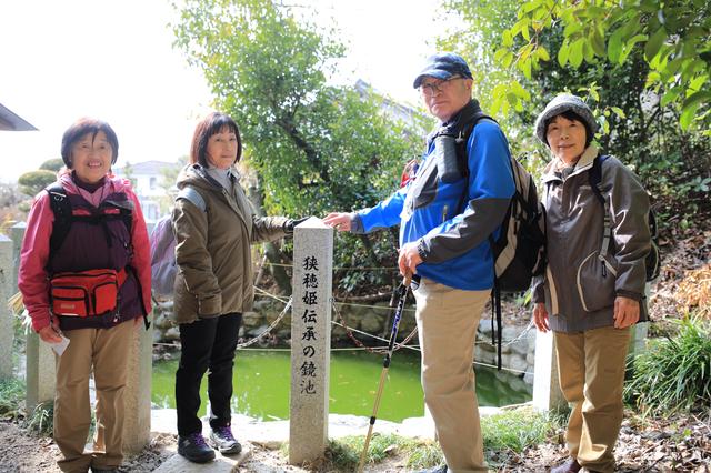 画像: 奈良に来たら、鹿様にごあいさつ