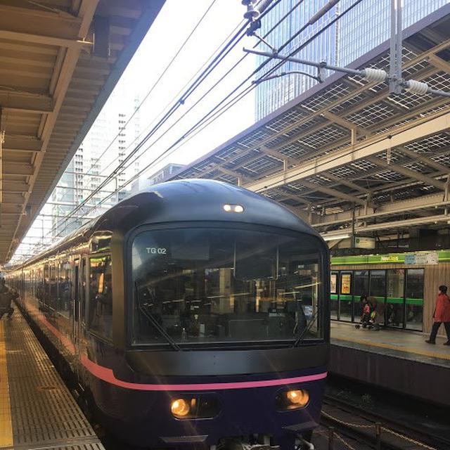 画像: 東京駅を出発するお座敷列車「華」(撮影大塚雅士)