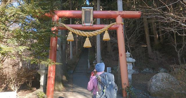 画像: 石割山 登山口
